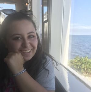 Meet your Posher, Natalie